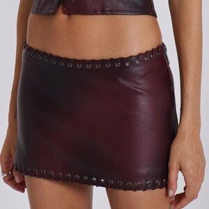 NWT JADED LNDN Lynx Faux Vegan Burgundy Leather Mini Skirt
